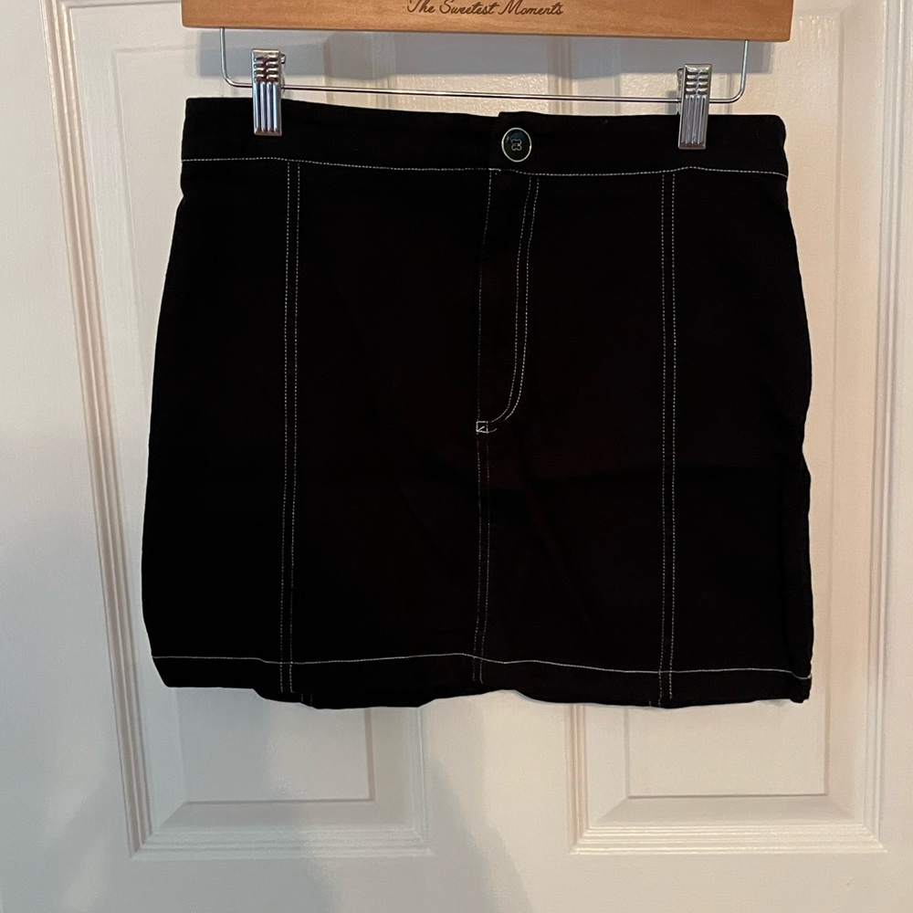 Black mini skirt